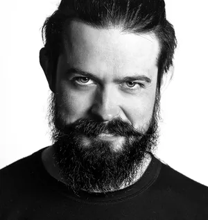 portrait_Man_with_beard